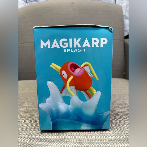 Pokémon Center Original Gallery Figure: Magikarp—Splash - Picture 2 of 6